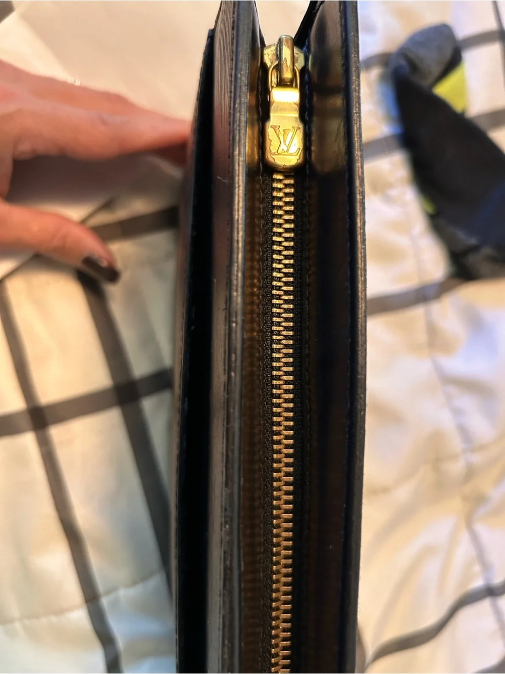 Louis Vuitton Epi Pochette clutch bag w/gold crossbody chain